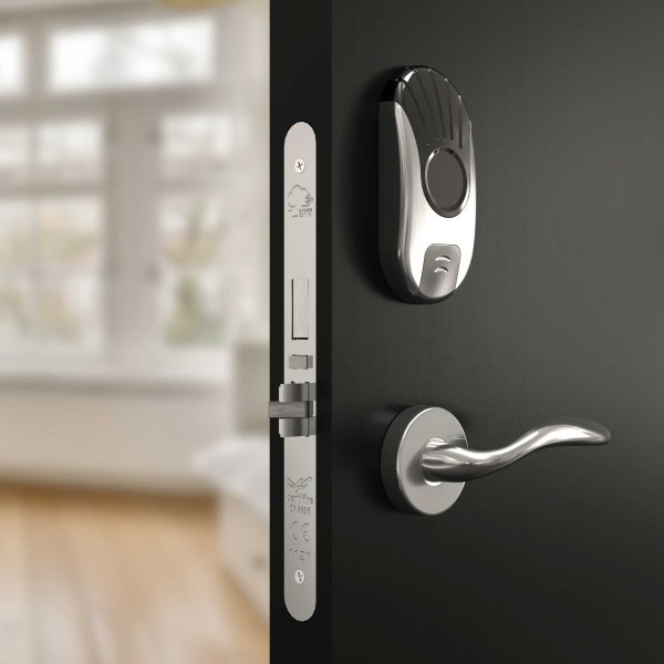 Identity door handle on door
